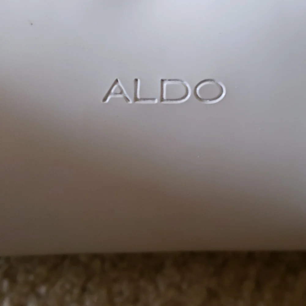 NWOT Aldo Cosmetic Bag